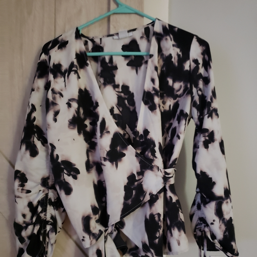 H&M dress blouse